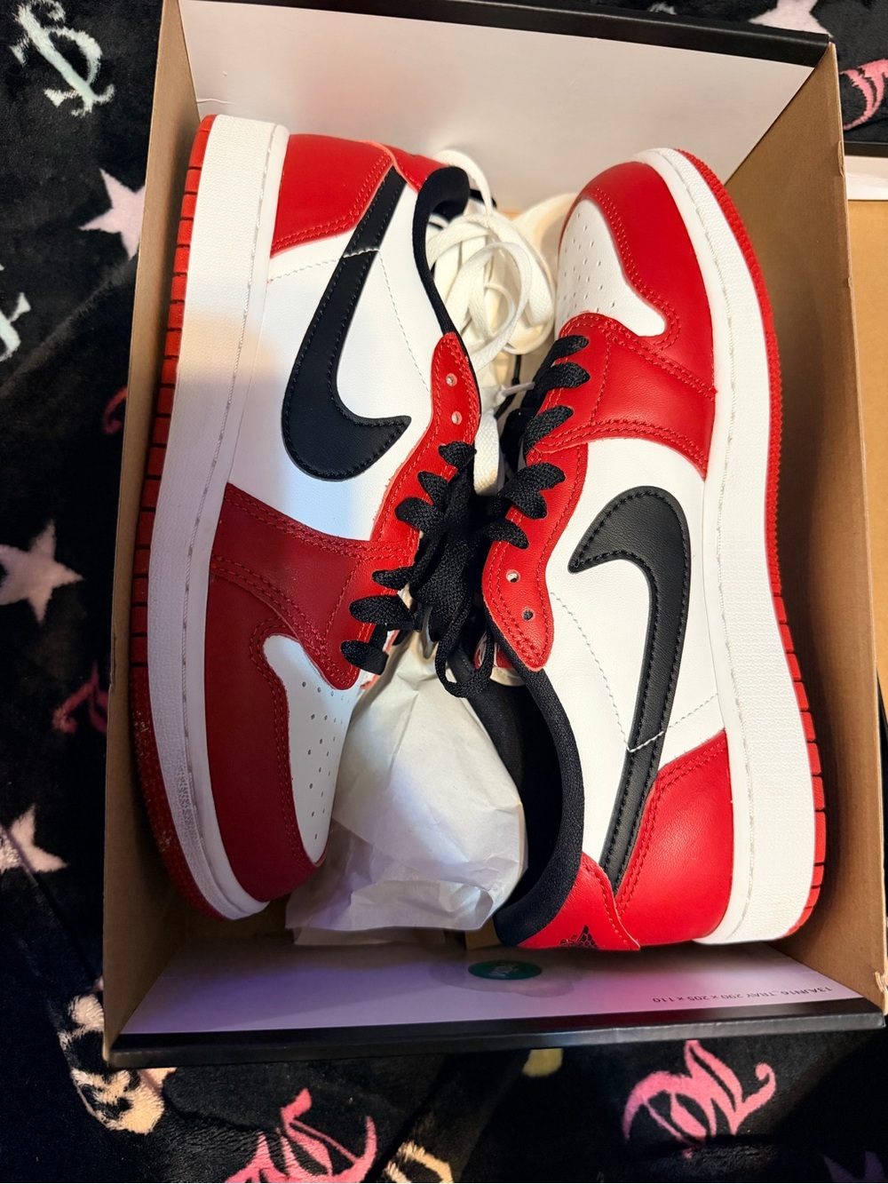 Nike Kids Red White Black Low-Top Sneakers with Black Swoosh